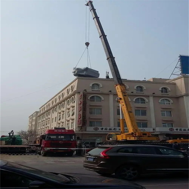 房山高空吊车租赁服务：高效安全的建筑解决方案